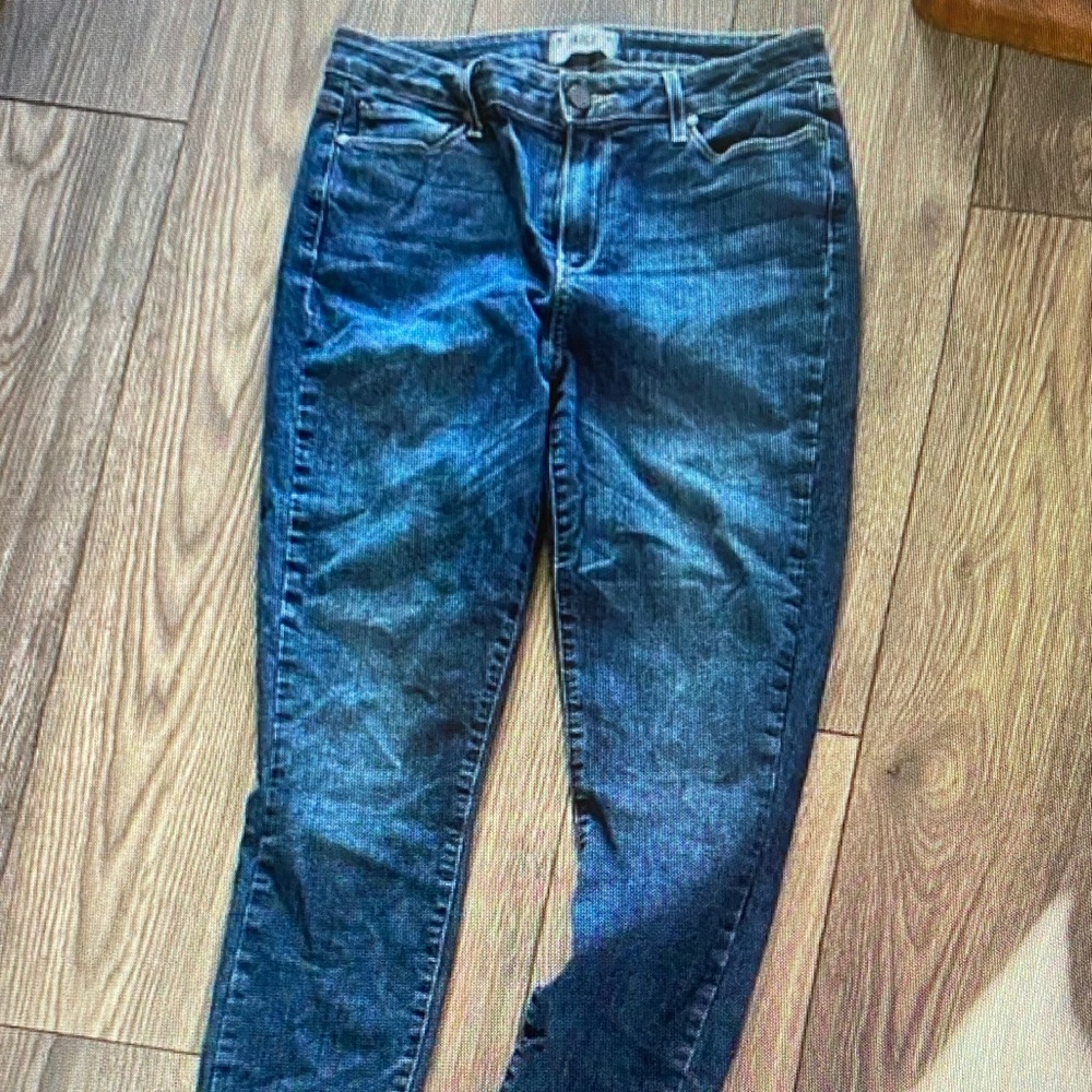 PAIGE Indigo Cropped Ankle Jeans